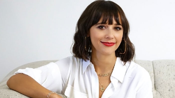 Rashida Jones' Net Worth of $25 Million - Mansion in LA, Charity And Earnings